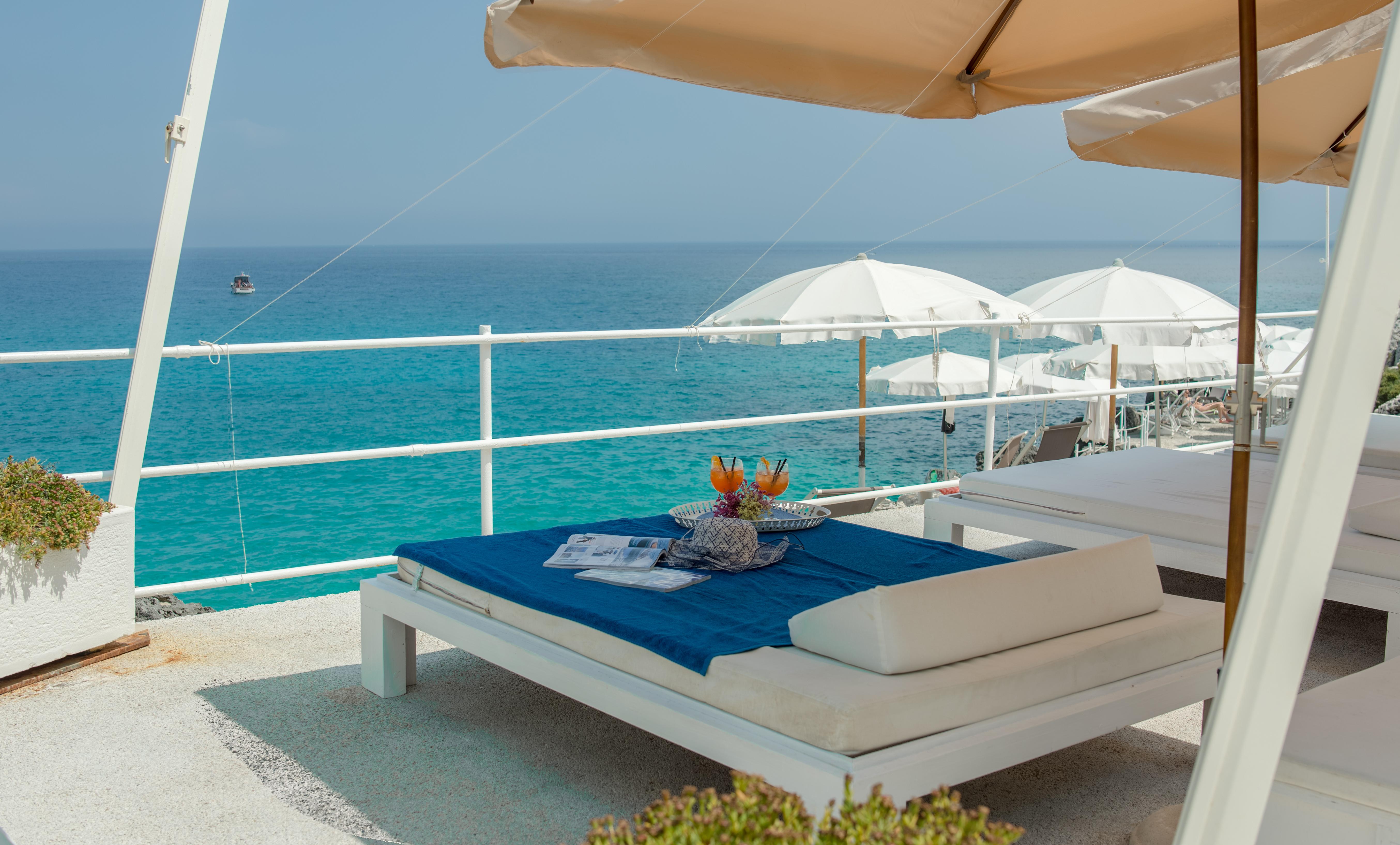 Hotel La Roccia Castro  Luaran gambar