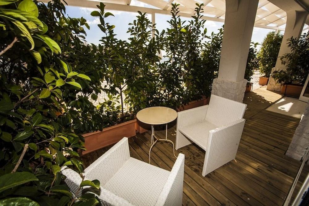 Hotel La Roccia Castro  Luaran gambar