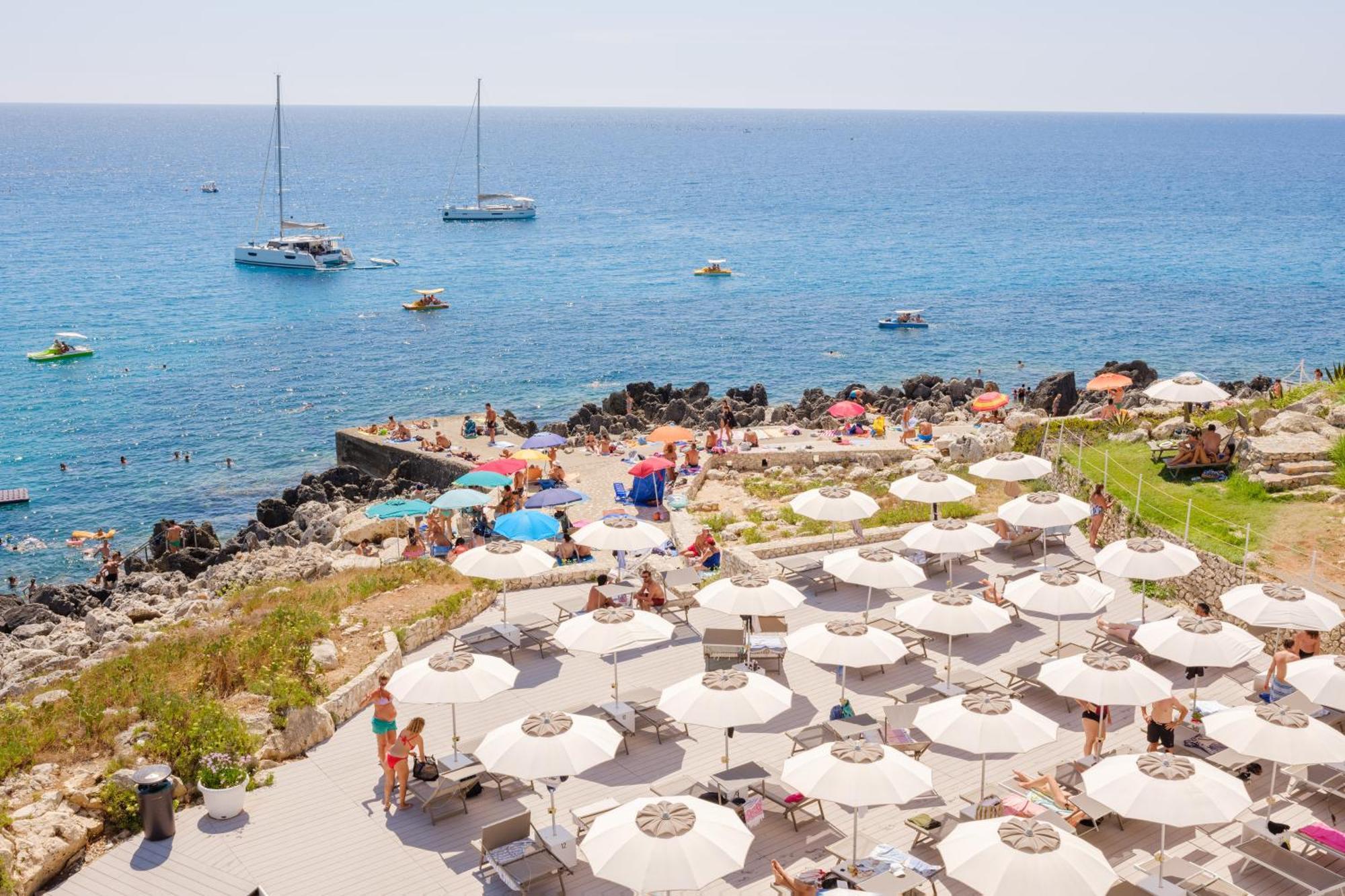 Hotel La Roccia Castro  Luaran gambar