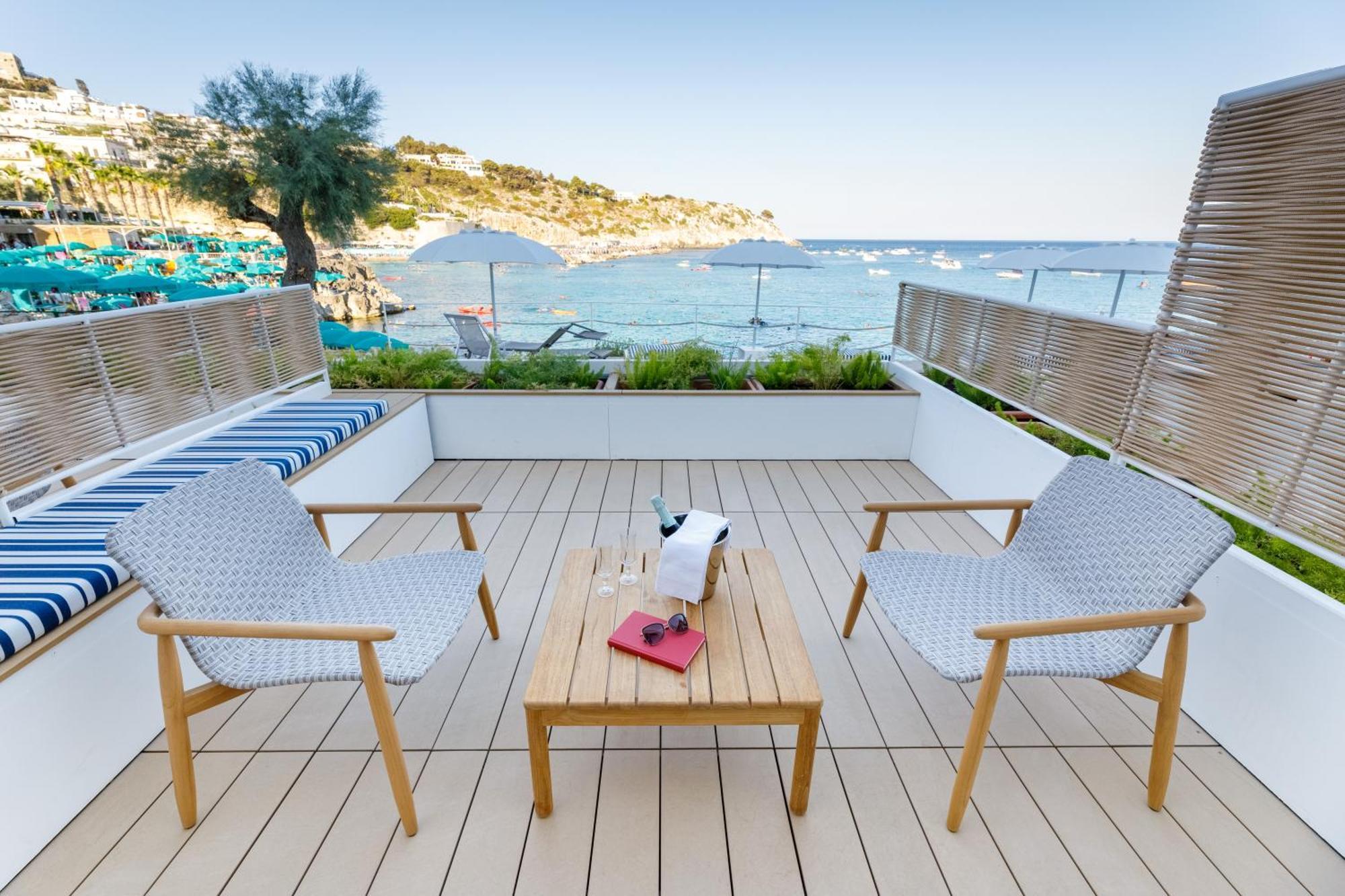 Hotel La Roccia Castro  Luaran gambar