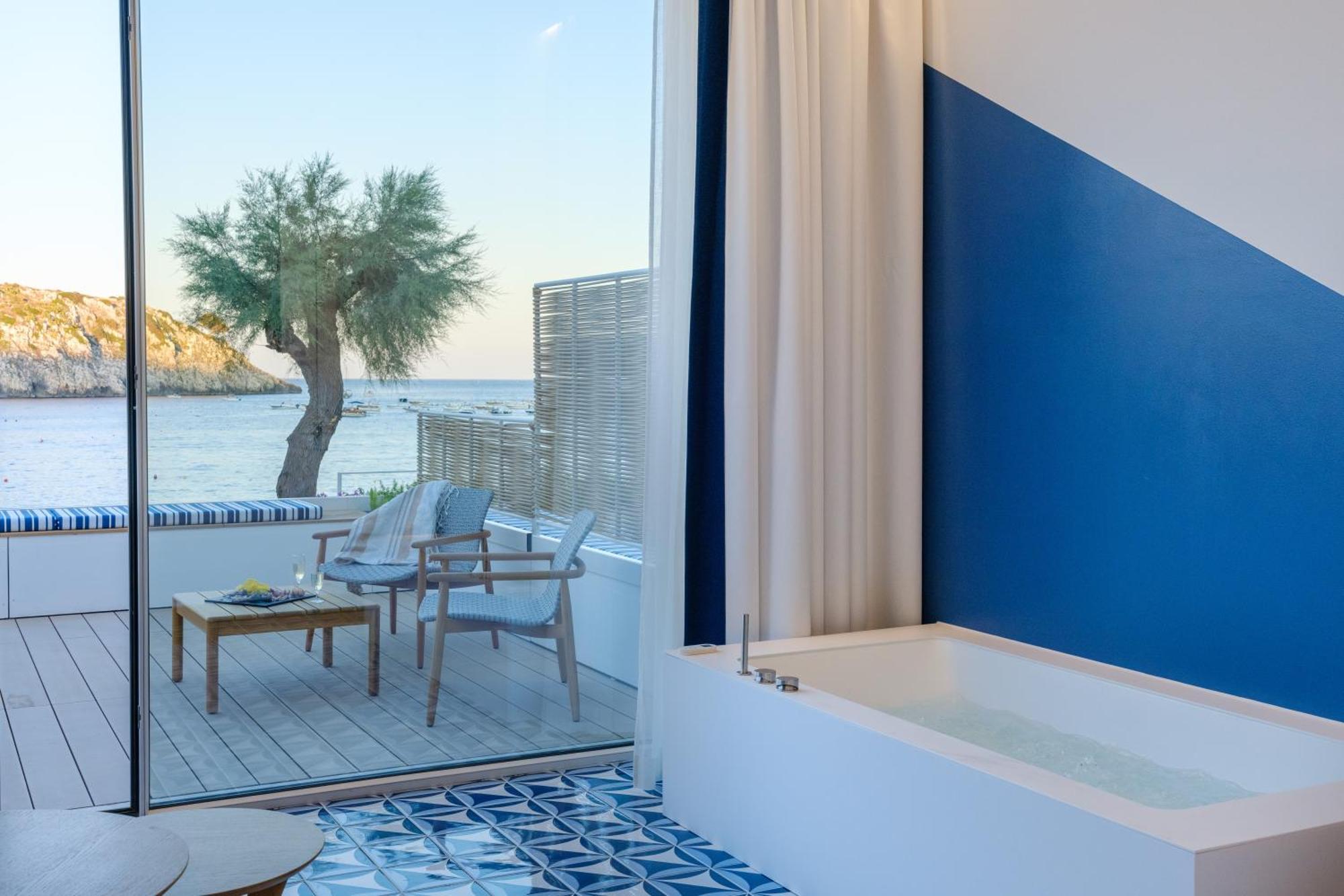Hotel La Roccia Castro  Luaran gambar